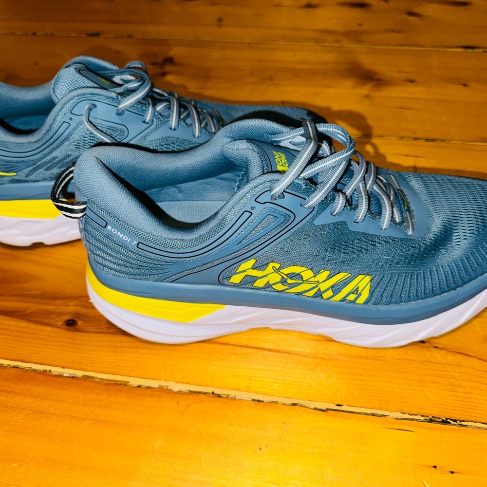 New Hoka Bondi 7 Athletic Sneakers